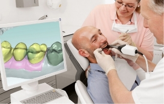 Implants dentaires en Turquie (Hôpital de esthetica à Istanbul)